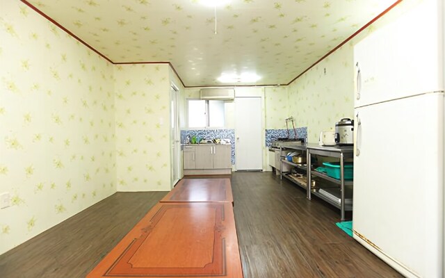 Jejujun House Pension