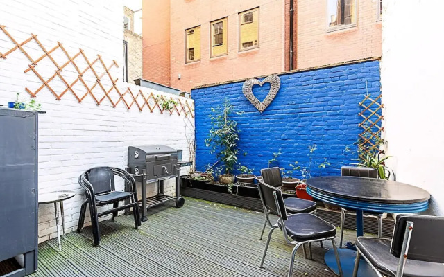 Spacious 4-bed House Near Liverpool St