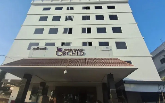 Hotel Grand Orchid
