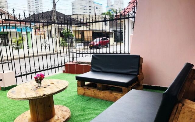 La Vie En Rose Maison - Hostel