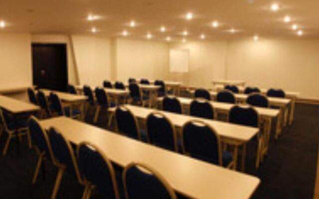 Novo CWB Hotel