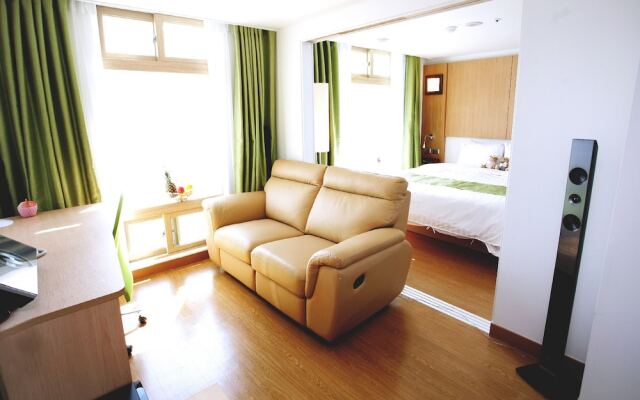 Apple Tree Hotel Gunsan