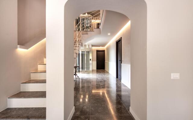 Palazzo De Gregorio Apartments - Iris - CAV/CM