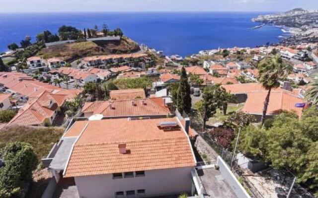 São Gonçalo I By Travel To Madeira