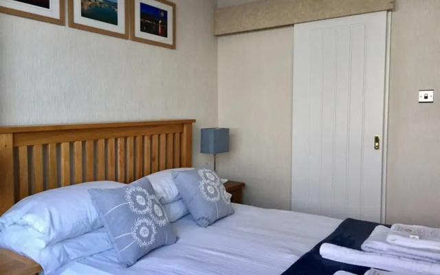 Channel View Hotel