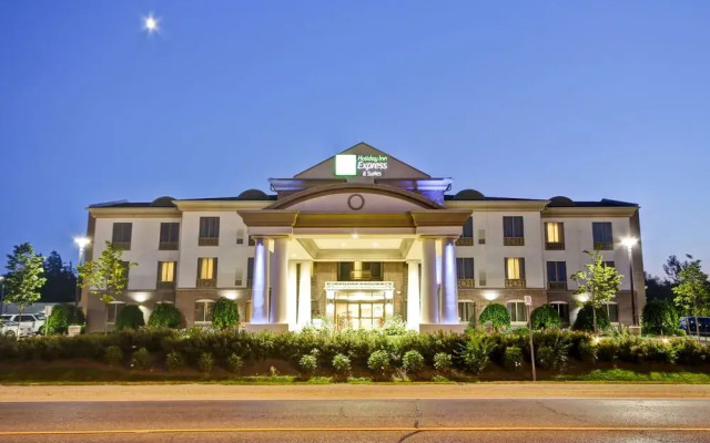 Spark by Hilton Guelph