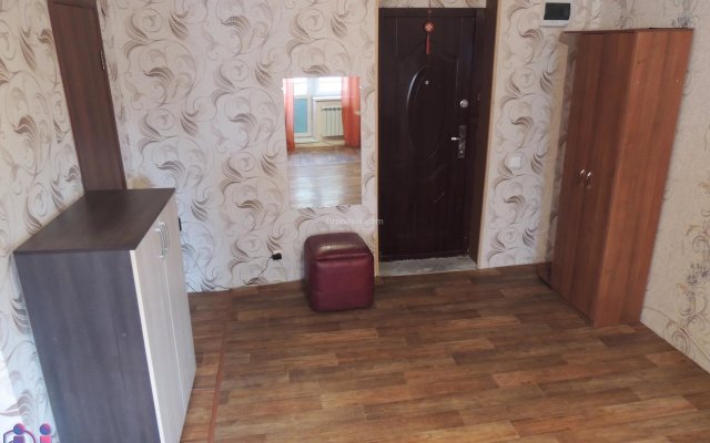 2U (Ту Ю) на улице Сахьяновой 23А