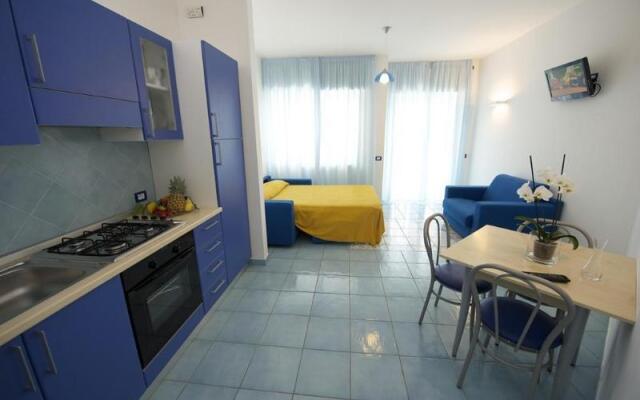 Santa Tecla Apartments