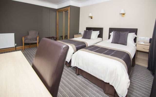 Best Western Burnett Arms Hotel