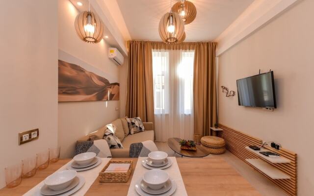 FM Luxury 1-BDR Apartment - Sofia Dream Desert