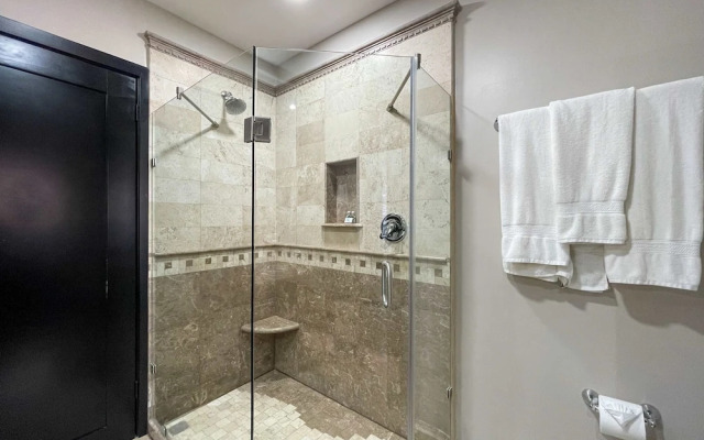 Quiet Cozy Getaway With Stunning Ocean View