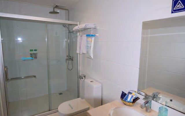 Xinyue Business Hotel