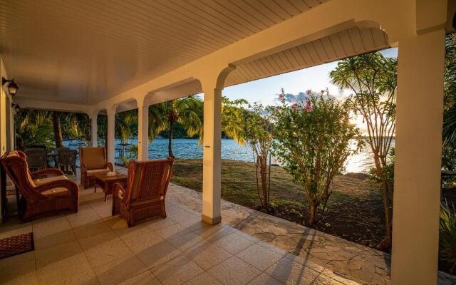 Waterfront paradise 2 br; stunning sunsets