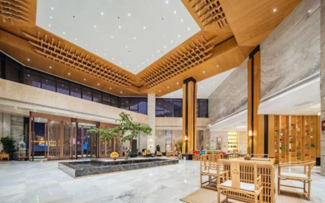 Soaring Dragon Hotel