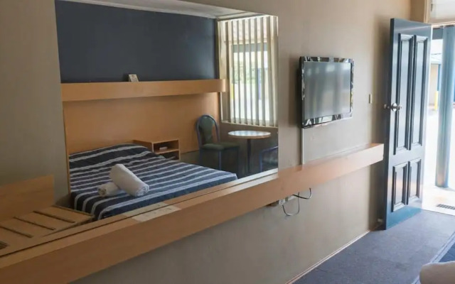 Windsor Heritage Motel