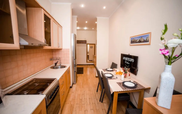 ApartExpo on Kutuzovskiy 26 Apartment