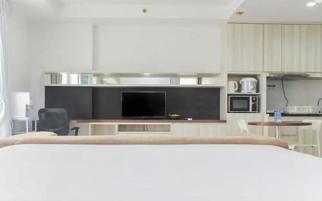 Nice And Comfort Studio Room At Azalea Suites Apartment – Guest Rooms – Cikarang