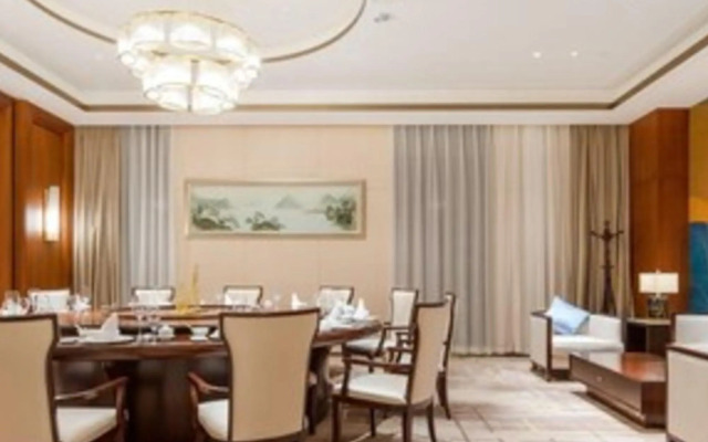 Metropolo Wuhan Optics Valley Convention & Exhibition Center Hotel