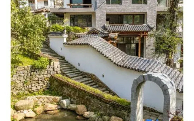 Huidu Yishe · Panxi Homestay (Meiling Shenlongtan)