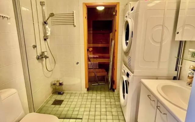 Cozy 2 Room Apartment With a Private Sauna!