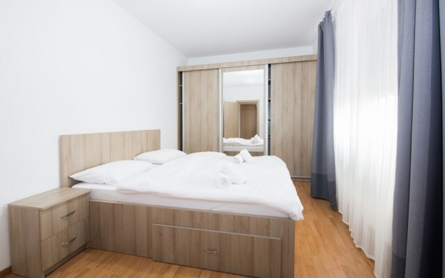 Sebastian Apartment