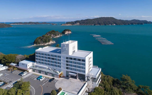 Toba Hotel International