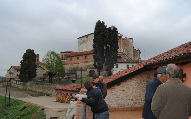 AllOmbra del Castello