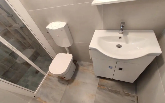 Functional Studio With Balcony