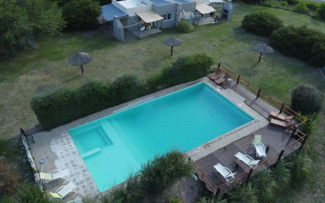 Acceso Viejo Casas de Campo