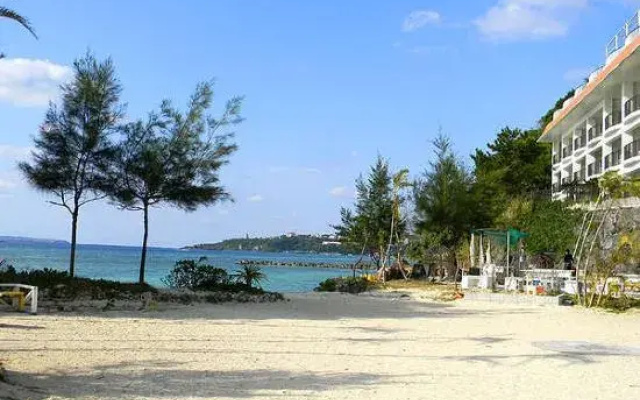 Hotel Motobu Resort