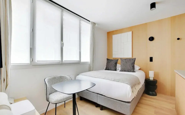 Charming Studio 2P - Place de la Republique