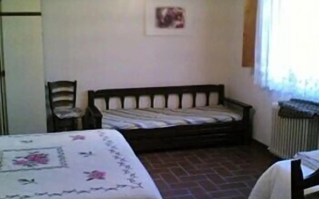 Bed & Breakfast Giardino Agritourist