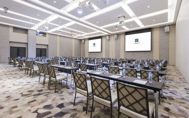 Golden Tulip FAB Hotel