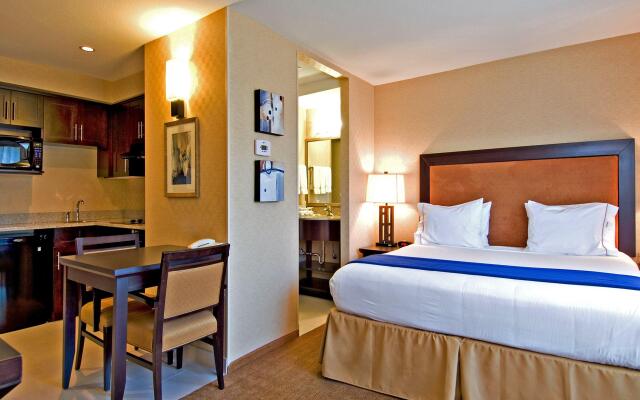 Holiday Inn Express Hotel & Suites Riverport Richmond by IHG