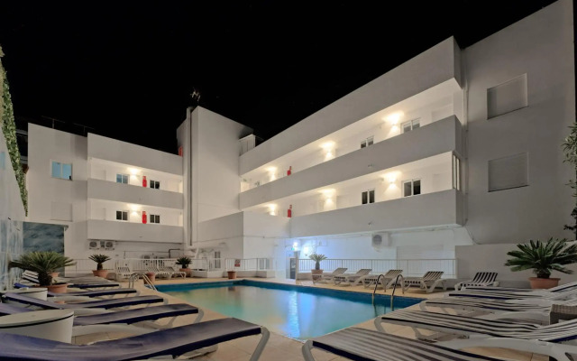 All Suite Ibiza Aparthotel