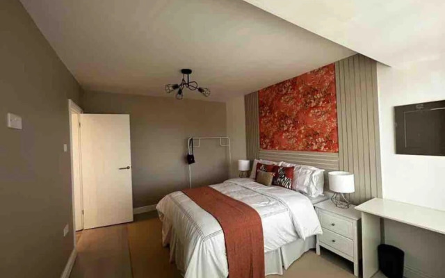 Lovely 3-bed House Near Birmingham Airport & Nec