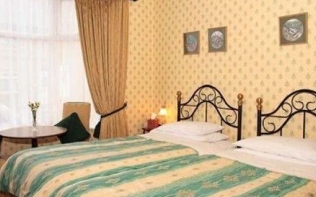 Hillrise Guest House