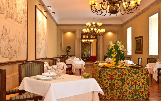 Pousada Castelo de Palmela - Historic Hotel