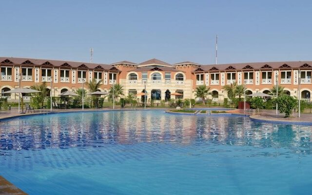 Boudl Half Moon Resort