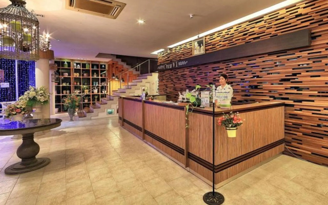Caza V1 Serviced Apartment