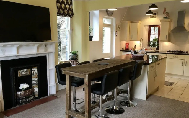 Secluded Edwardian Villa Beautiful Country Setting