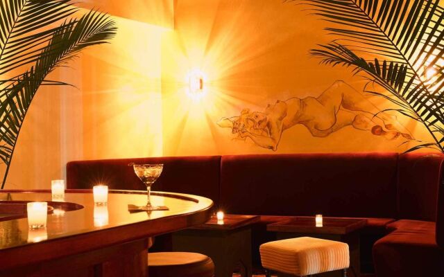 Neptune, an Ash Hotel