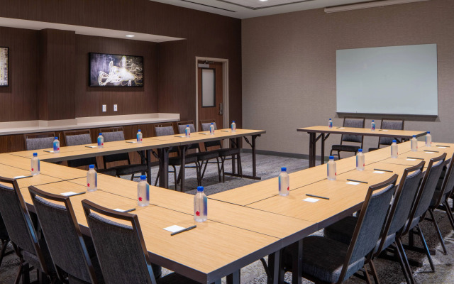 Courtyard by Marriott Lafayette South