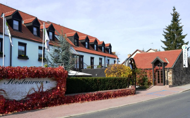 Park Hotel Pruhonice