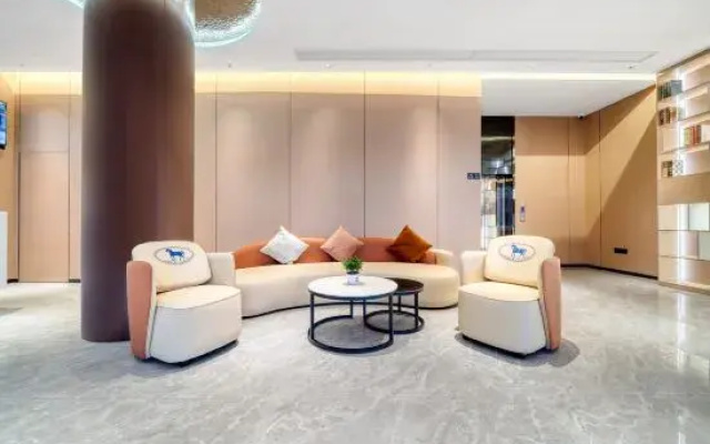 Hello Yucheng Hotel (Guangfeng Coach Terminal Branch)