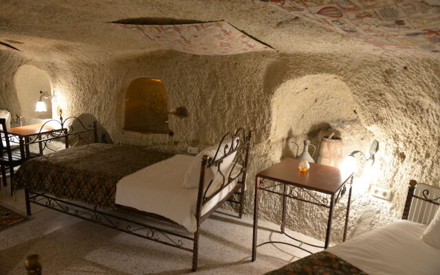 Caravanserai Cave Hotel