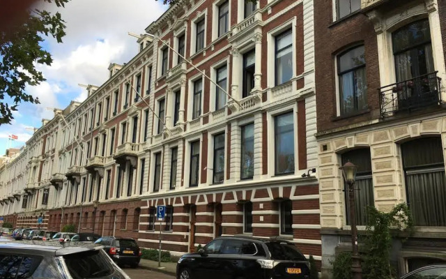 Vondelparkmuseum B&B