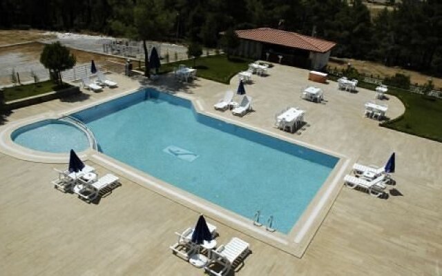 Club Adas Hotel