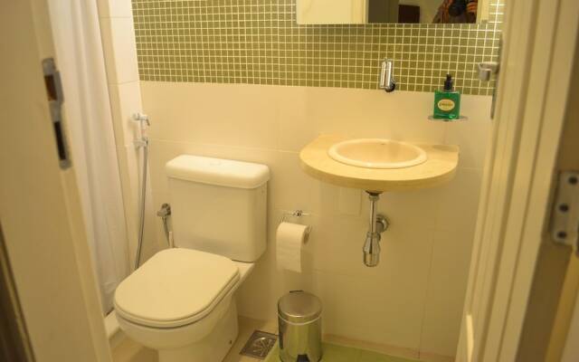 Casa Amarela Guest House - ZONA SUL