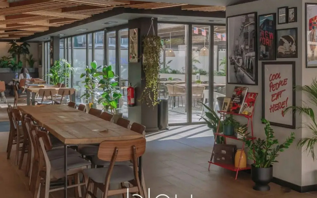 BLAU Student Housing & Language Academy